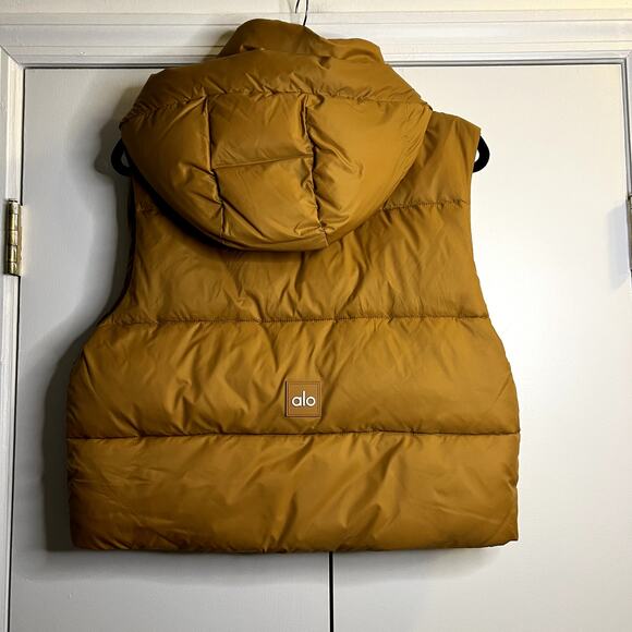 Alo Yoga Gold Rush Puffer Vest Toffee Size S - Picture 4 of 6